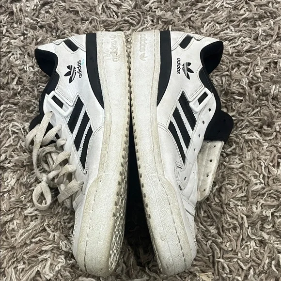 Adidas Men's White and black Sneakers size 11 - Picture 8 of 8